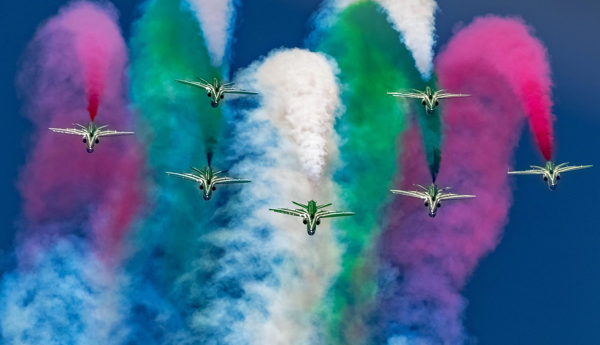القوات-الجوية-السعودية-تقدم-عروضًا-في-معرض-أثينا-الدولي-للطيران